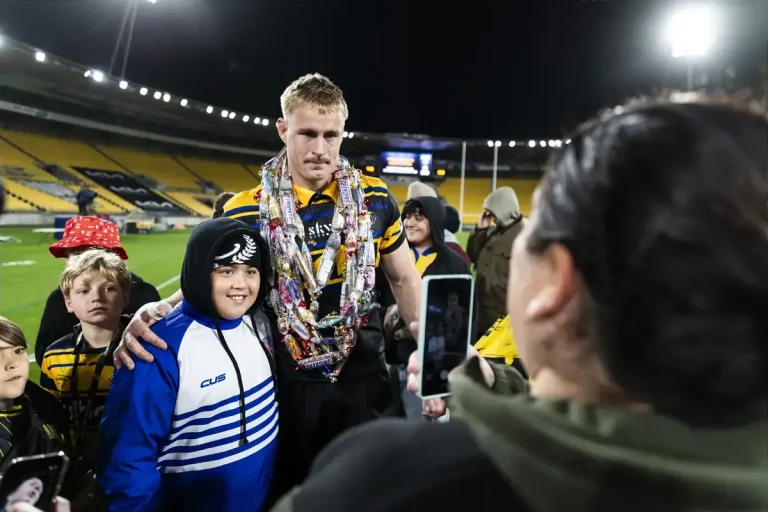 Scarlets Sign New Zealand Lock Tom Allen from Hurricanes