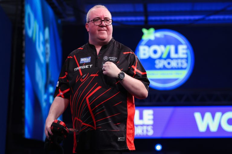Stephen Bunting On New Darts And Being ‘A Bag Of Nerves’ After Sealing Grand Prix Progress