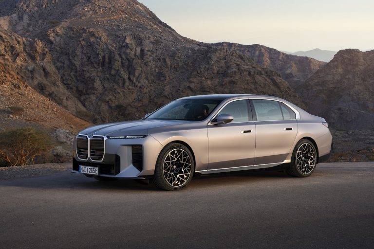 BMW UK Launches Dedicated Chauffeur Programme for New BMW 7 Series