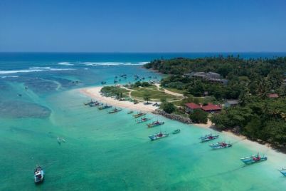aerial-weligama-south-coast-sri-lanka_8ba39_thumb_2.jpg