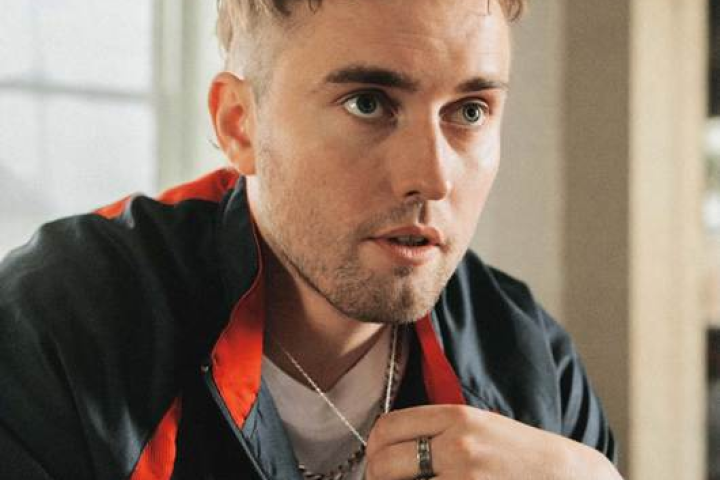 sam-fender.png